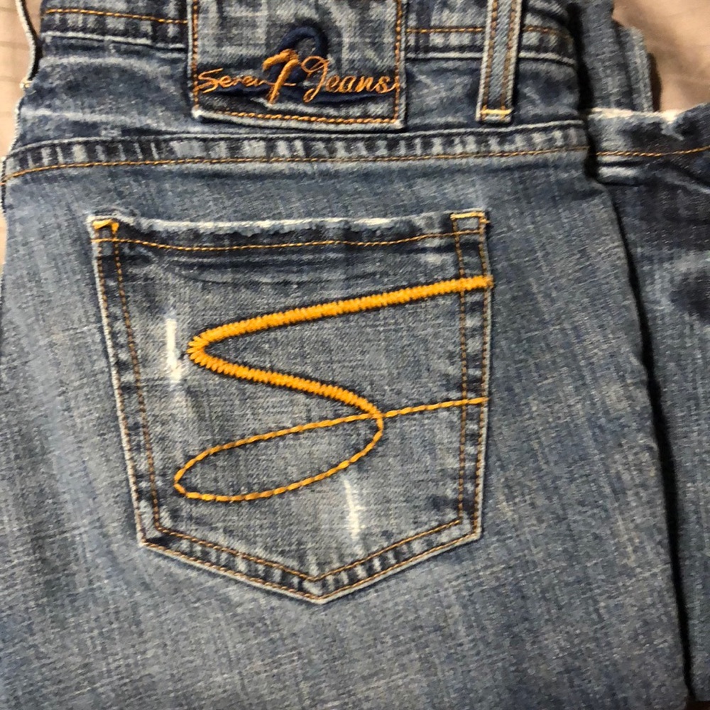 Women’s Seven for All Mankind jeans. 28x32
